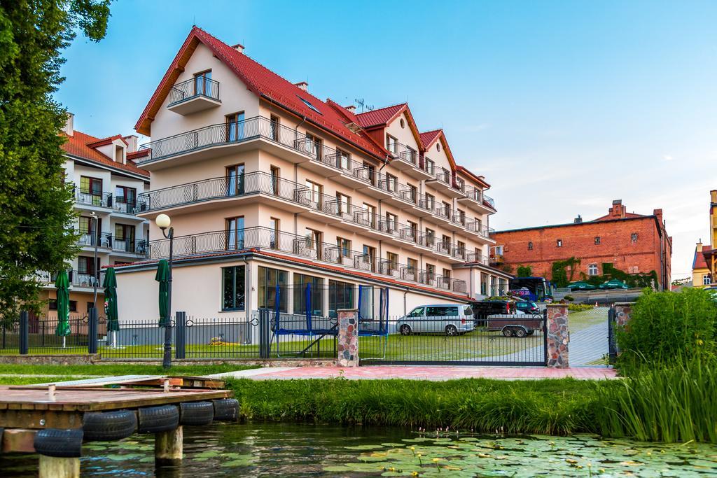 Hotel Huszcza مارونجوفو المظهر الخارجي الصورة
